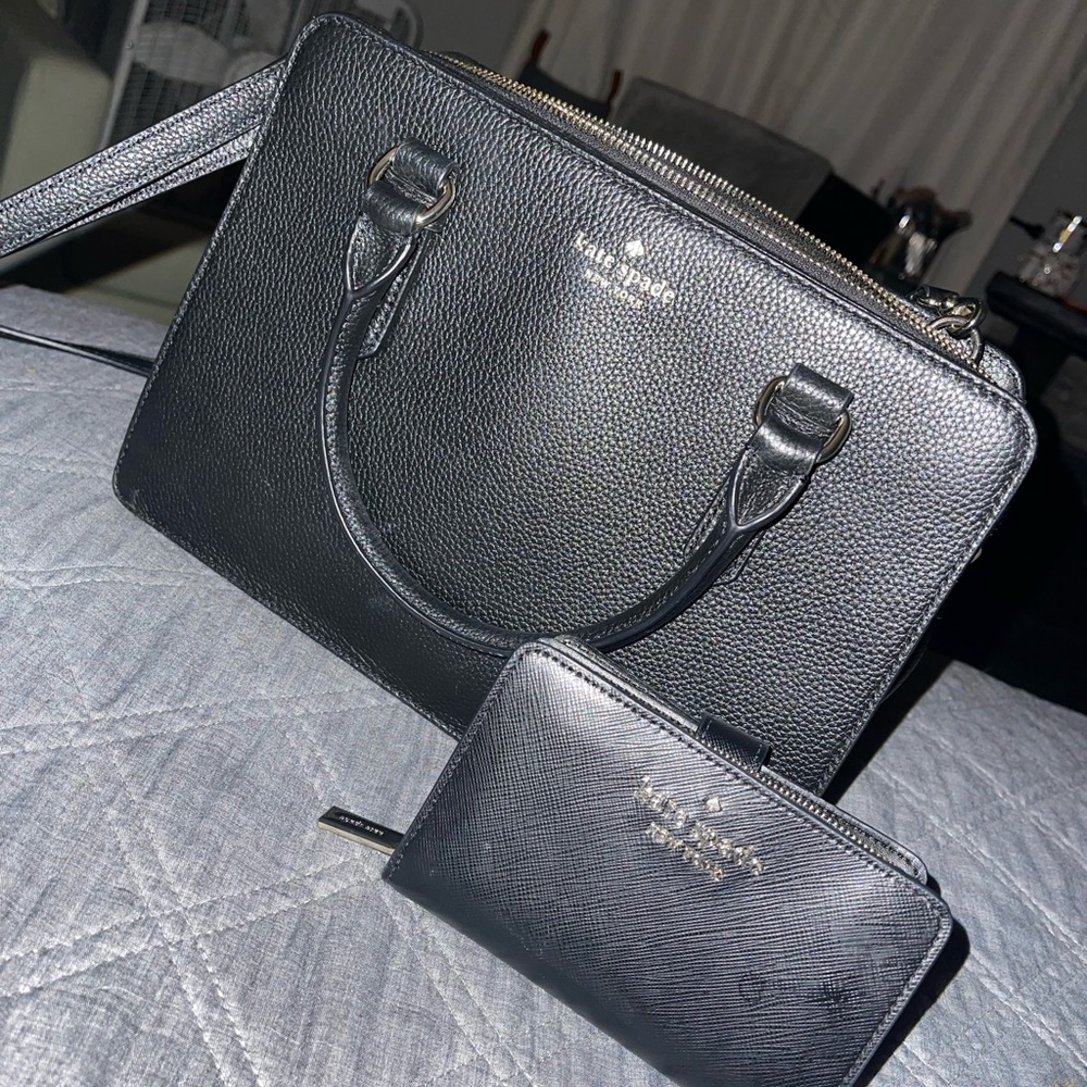 Kate Spade matching purse and wallet, purchased September 12, 2021.